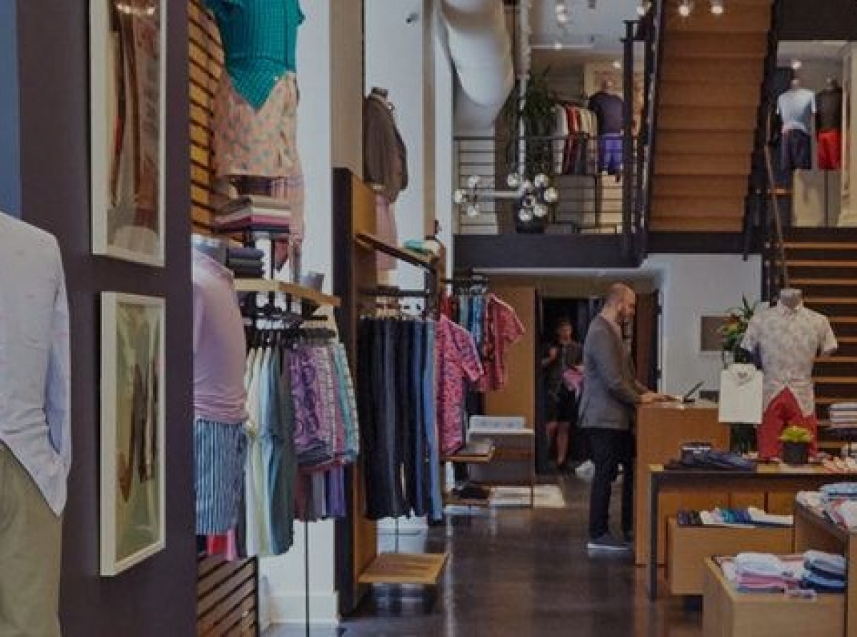 Retailers collaborate with brands for brick and mortar stores